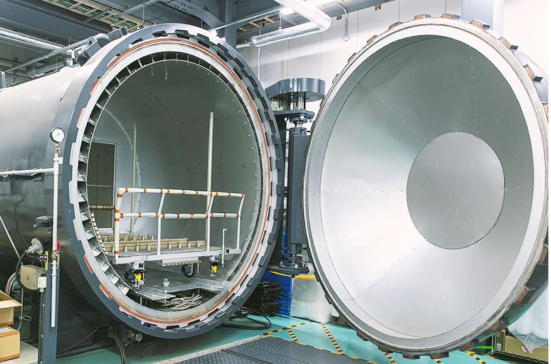 ラミネートの機械の写真